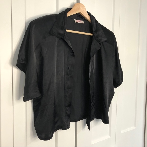 Vintage 80s Mariposa cropped black satin button up blouse / S - Picture 3 of 9